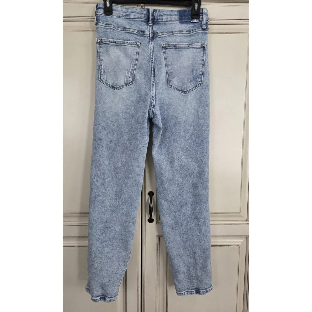 Women's Risen Jeans Highwaist‎ Distressed Sz 7/28 Stretch